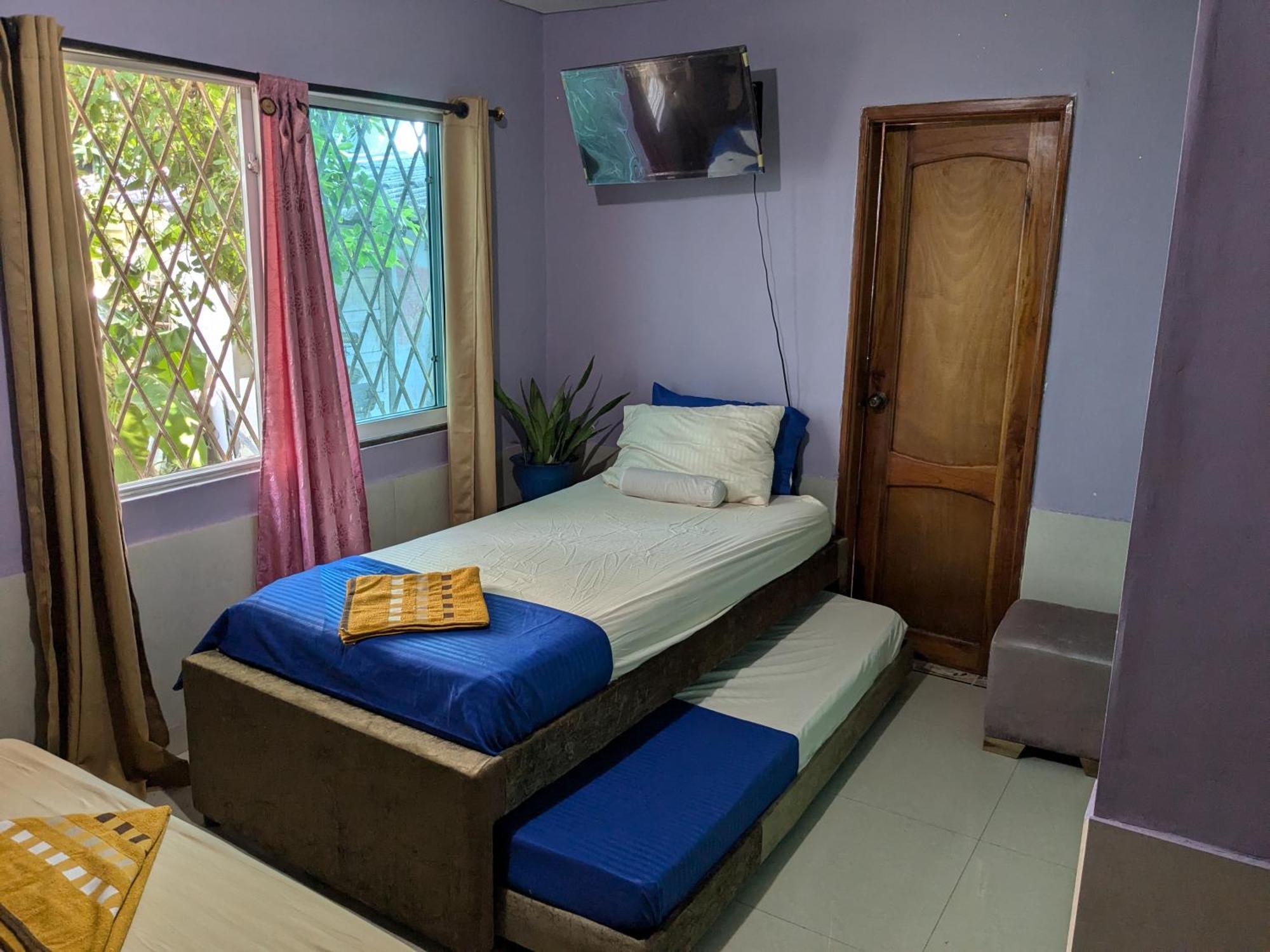 Me Quedo Aqui, Privado Y Cerca Del Aeropuerto Homestay