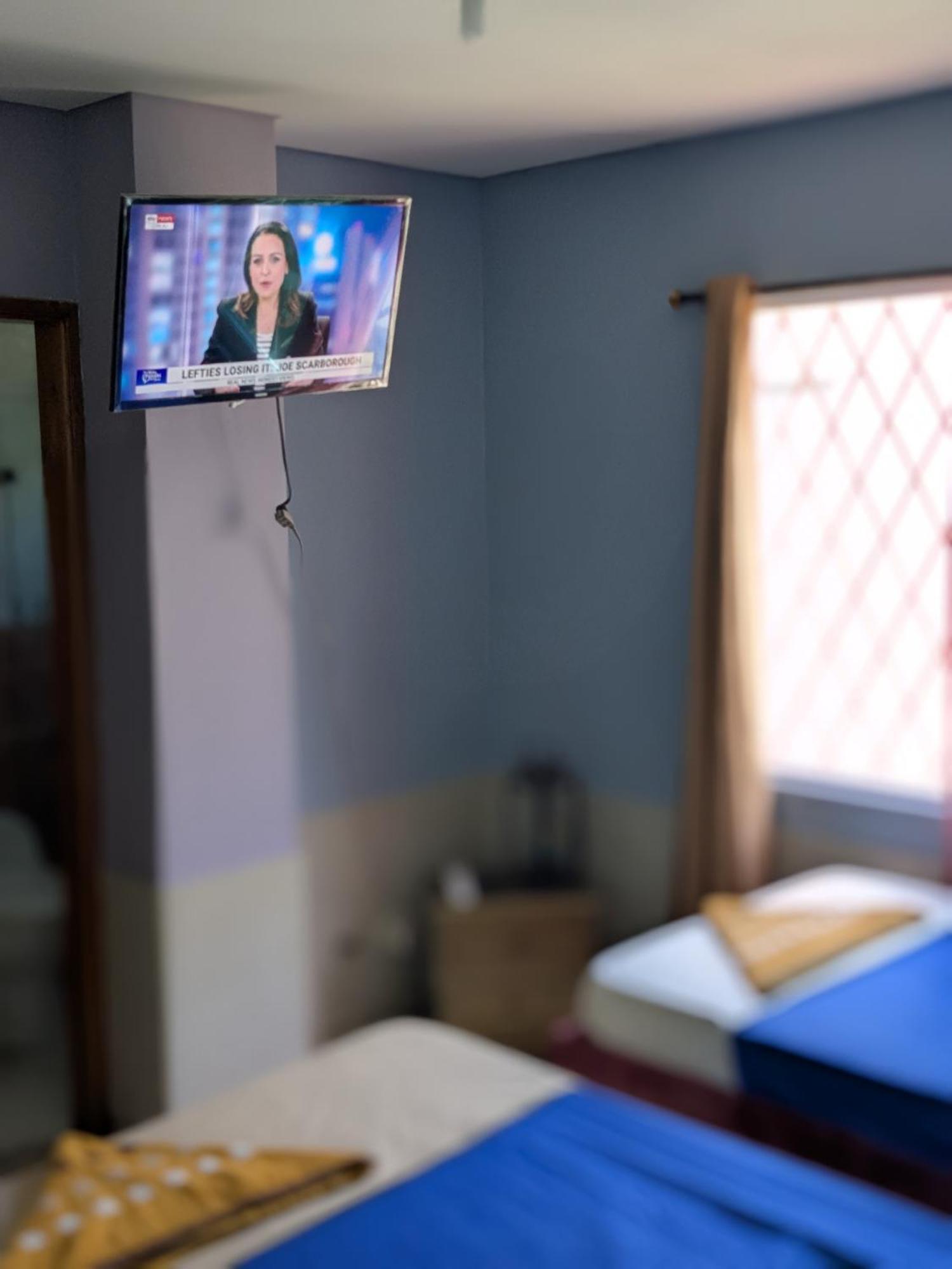 Homestay Me Quedo Aqui, Cercisimo Del Aeropuerto De Cartagena!